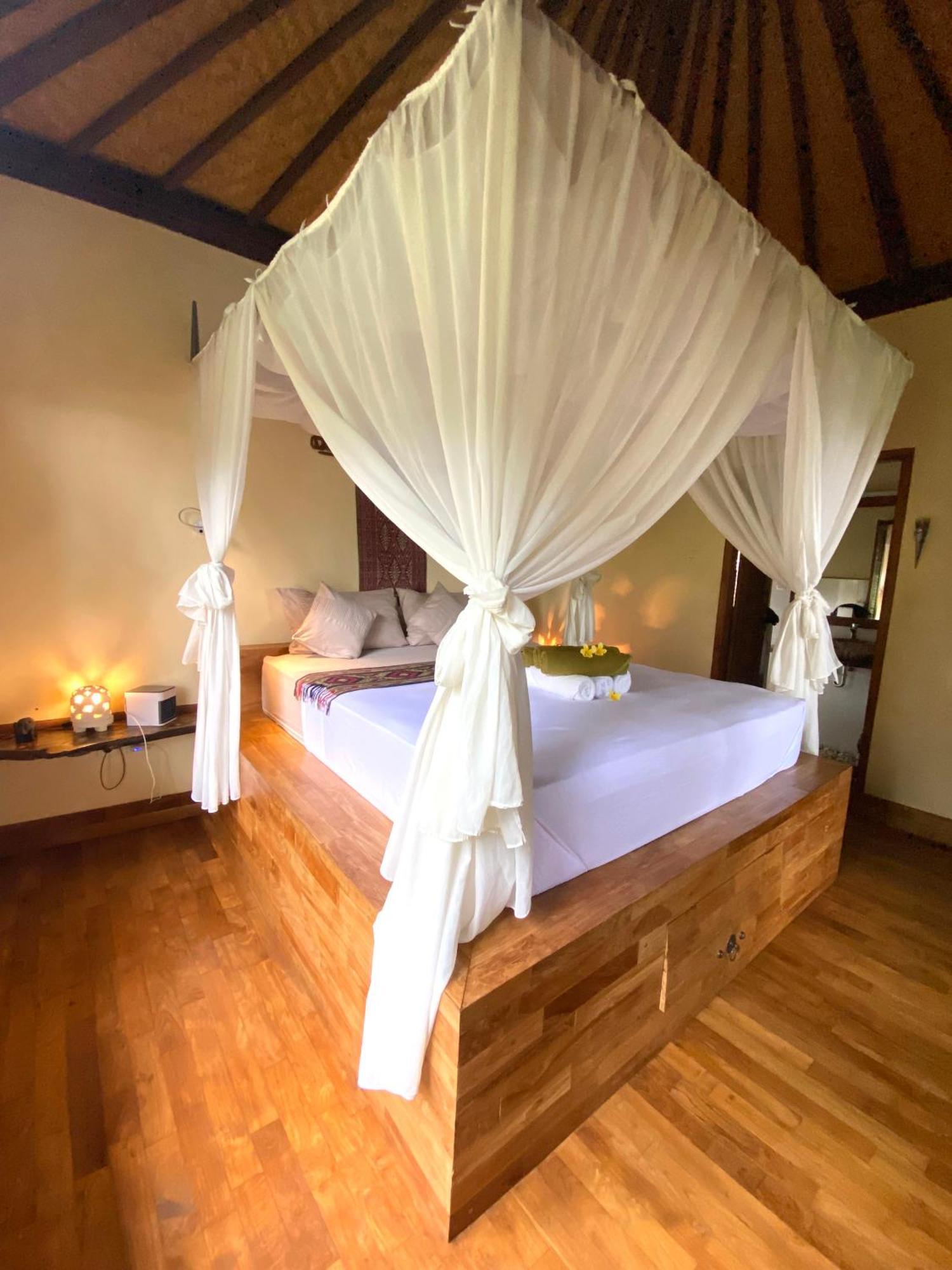 Lafyu Bali Singaraja Exterior foto