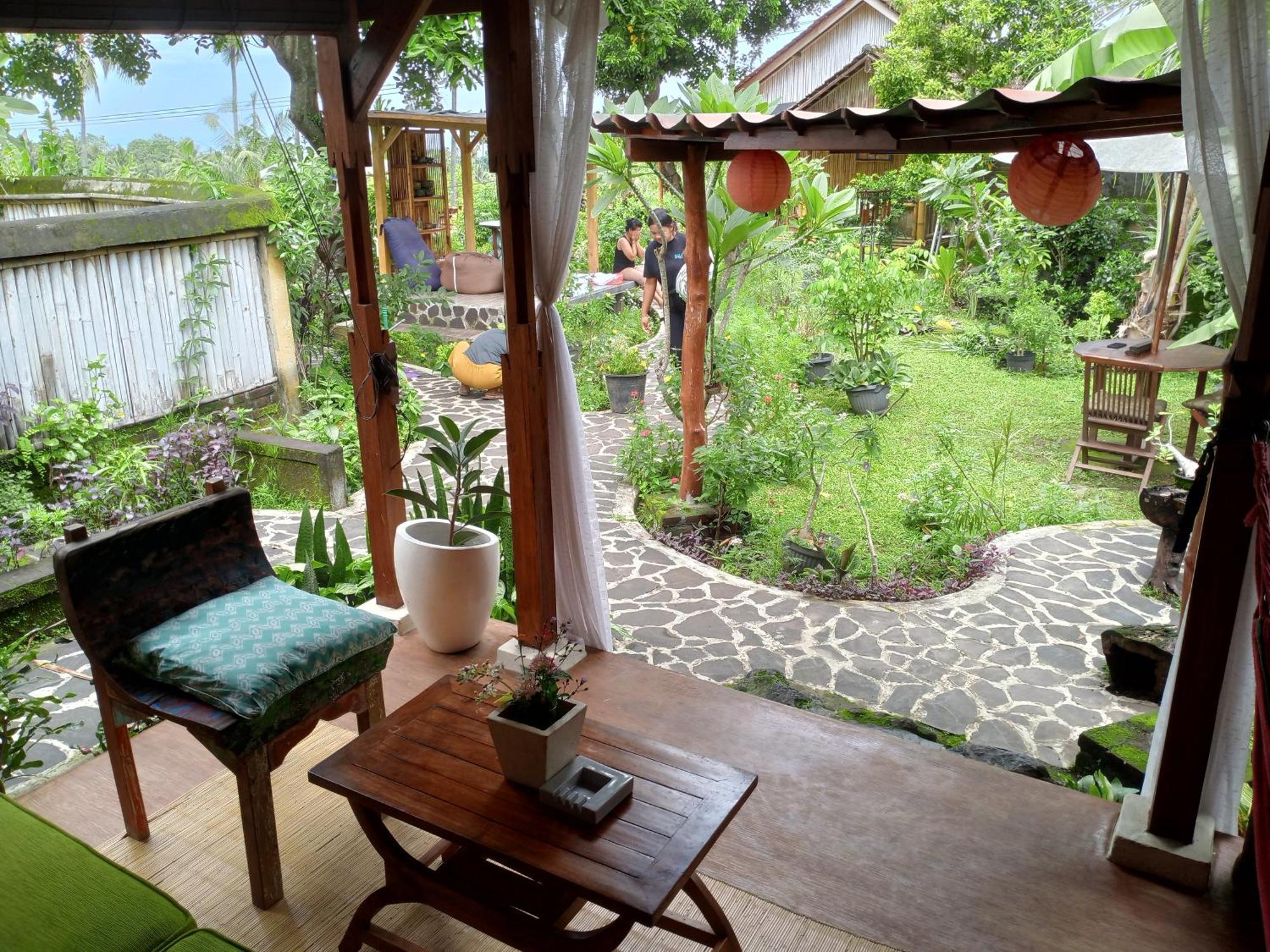 Lafyu Bali Singaraja Exterior foto