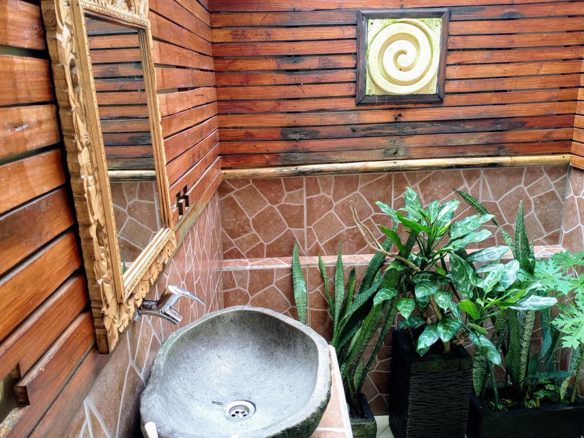 Lafyu Bali Singaraja Exterior foto